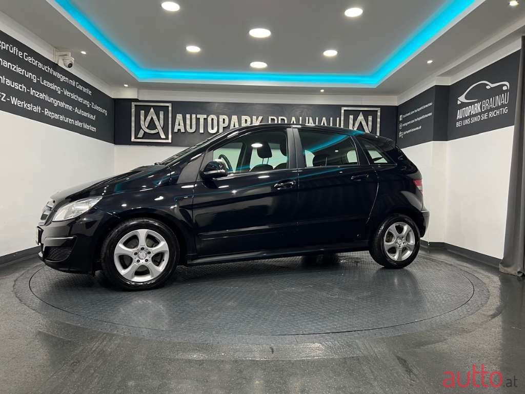 2008' Mercedes-Benz B-Klasse photo #2