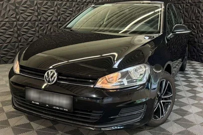 2013' Volkswagen Golf