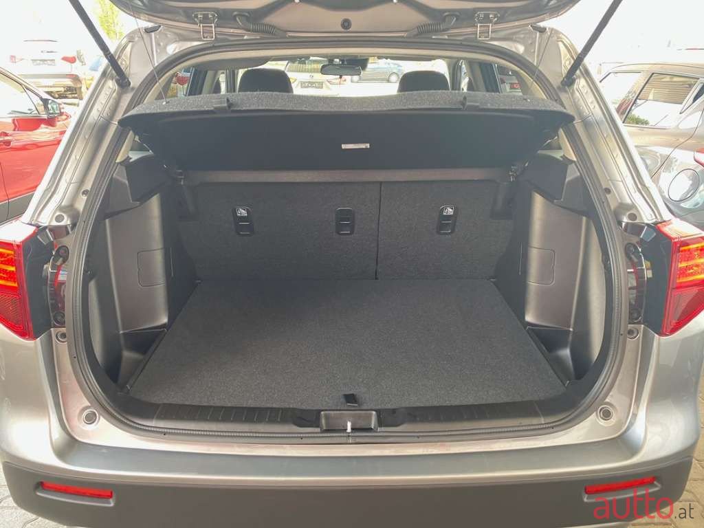 2021' Suzuki Vitara photo #5