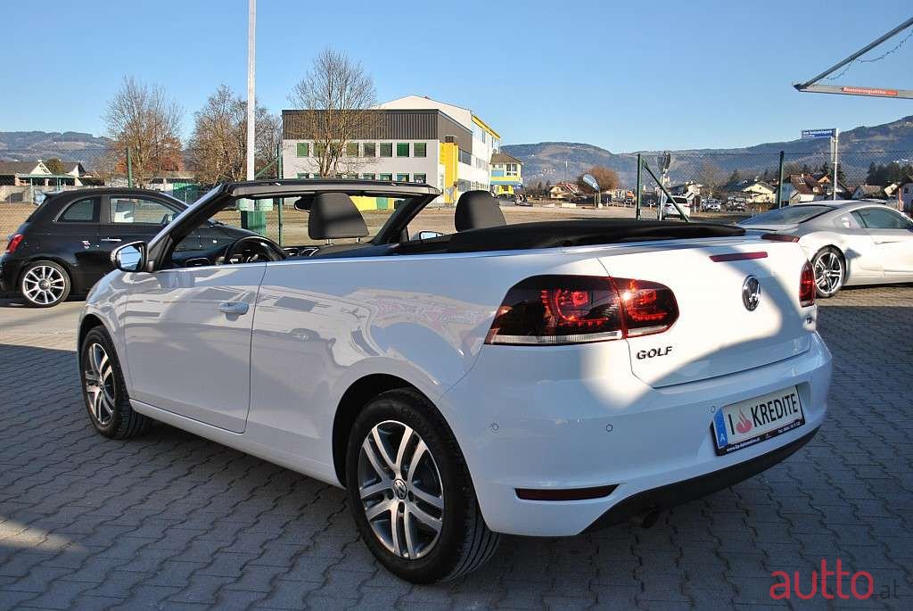 2015' Volkswagen Golf photo #5