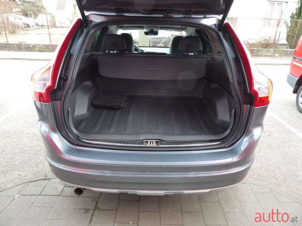 2016' Volvo XC60 photo #4