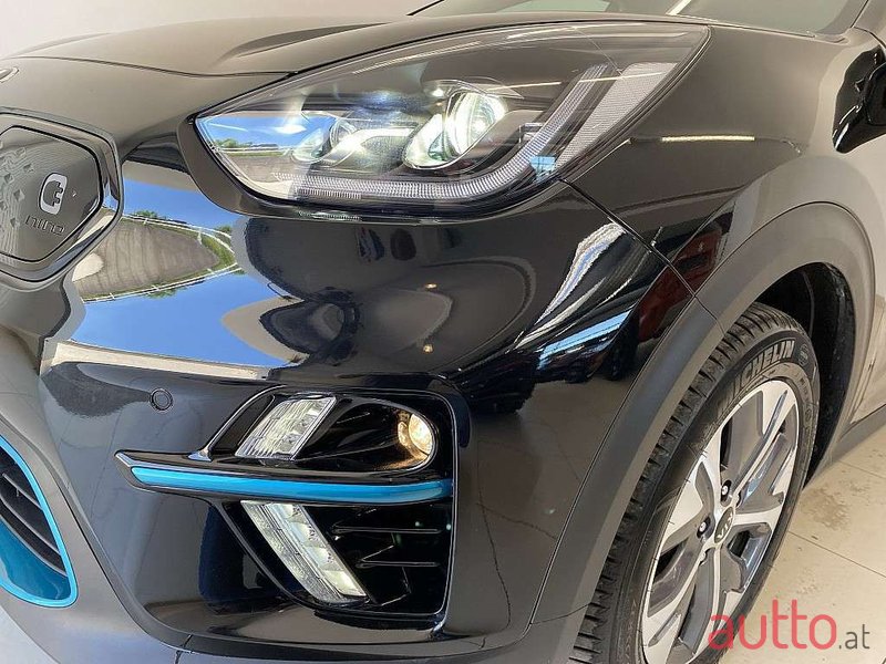 2021' Kia Niro photo #3