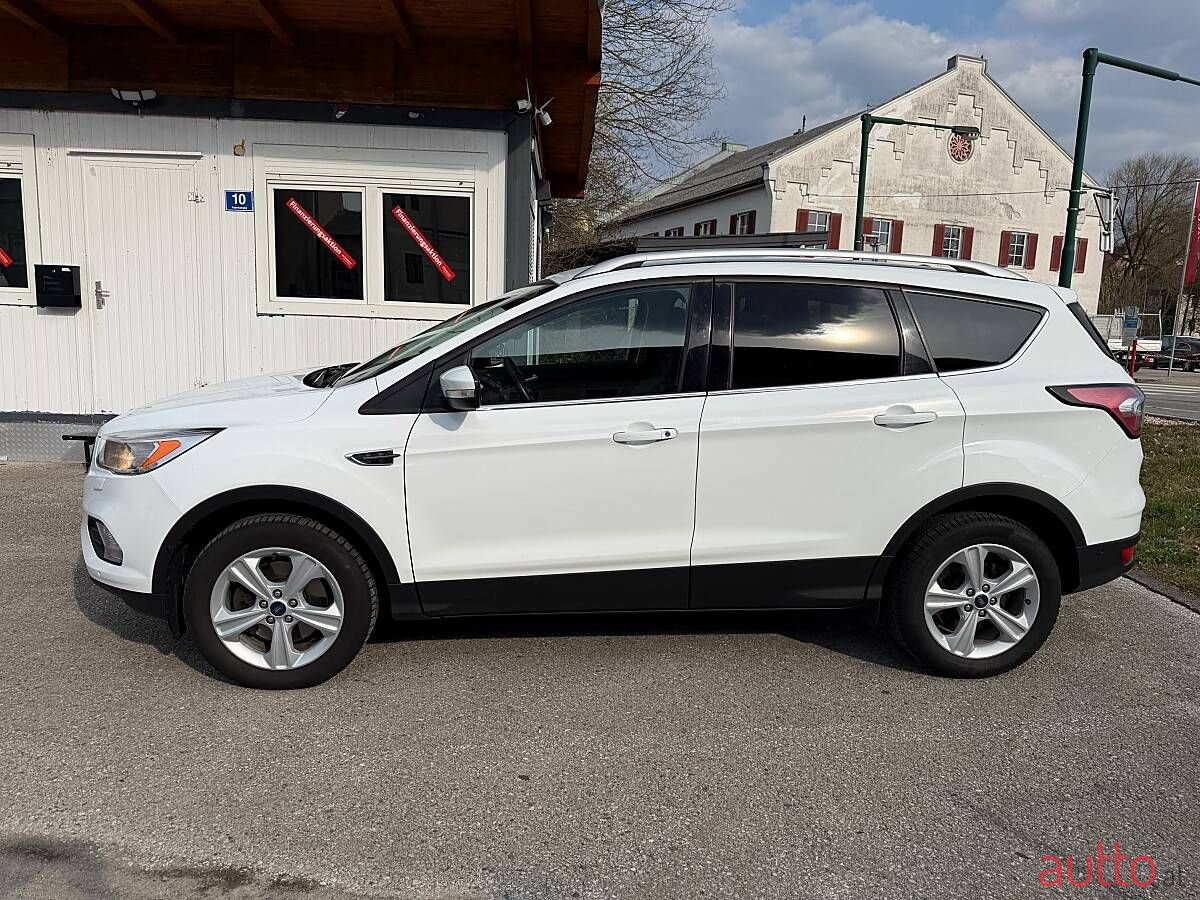 2016' Ford Kuga photo #2