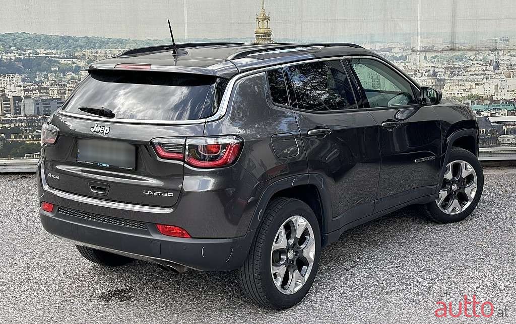 2018' Jeep Compass photo #3