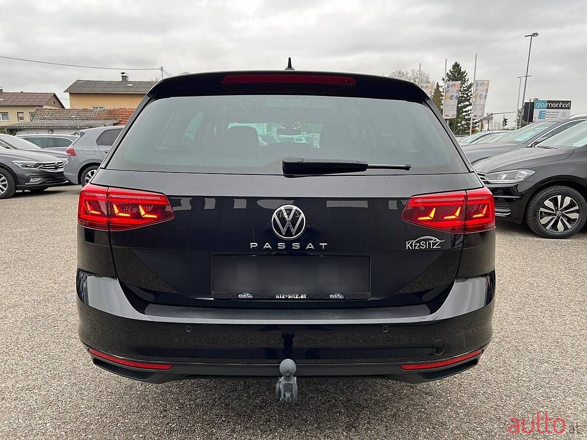 2024' Volkswagen Passat photo #4
