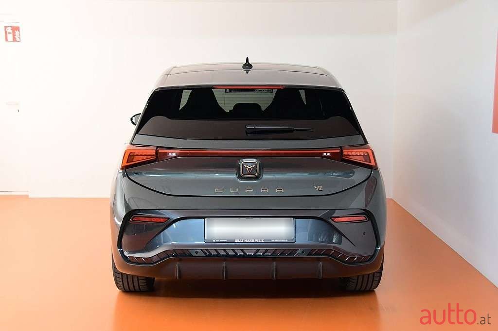 2024' Cupra Born photo #5