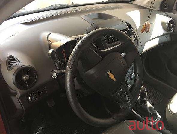 2012' Chevrolet Aveo photo #3