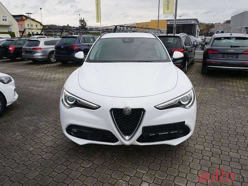 2017' Alfa Romeo Stelvio photo #1