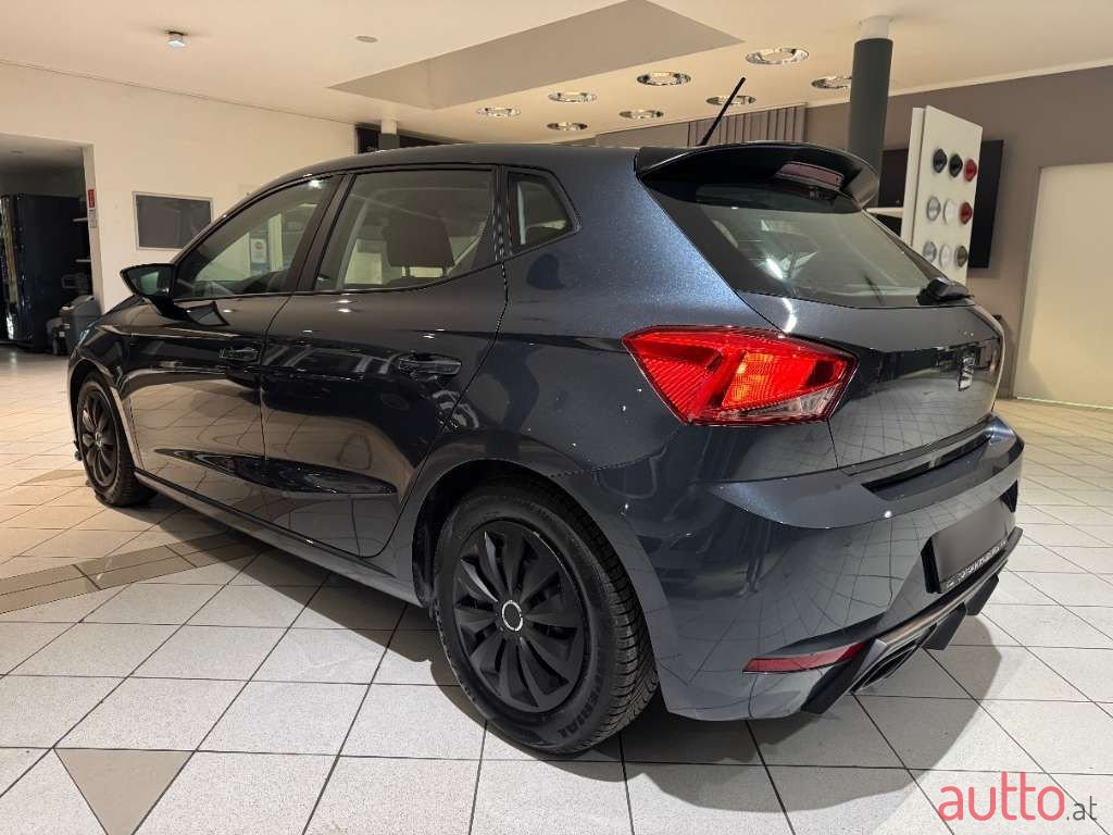 2022' SEAT Ibiza photo #5