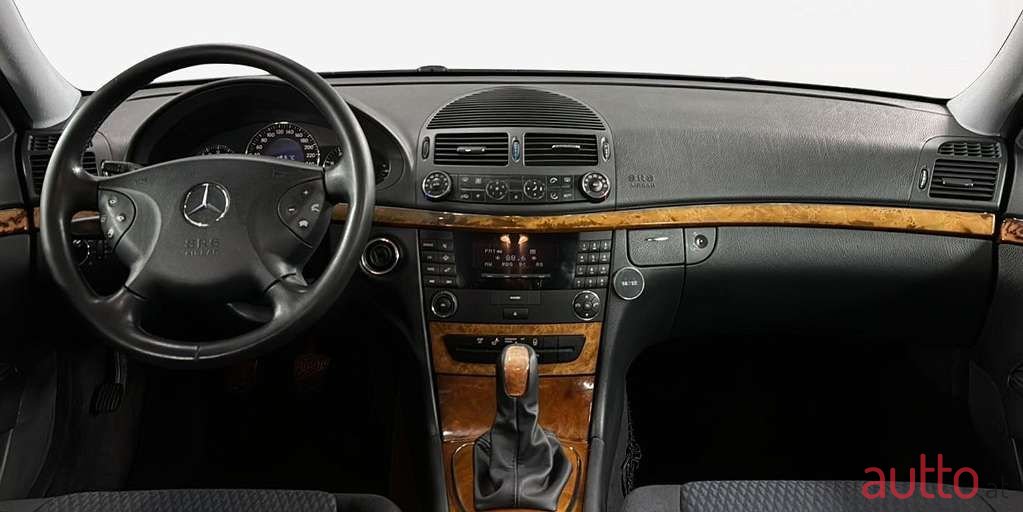 2003' Mercedes-Benz E-Klasse photo #5