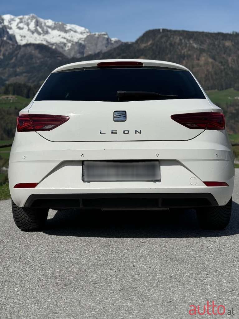 2019' SEAT Leon photo #4