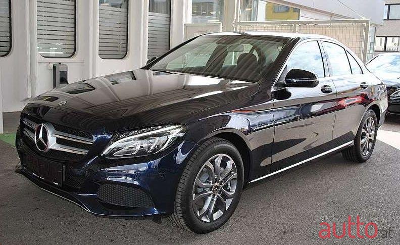 2019' Mercedes-Benz C-Klasse photo #2