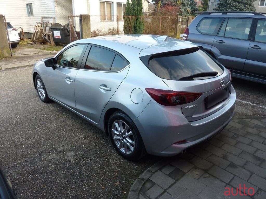 2017' Mazda Mazda3 photo #3