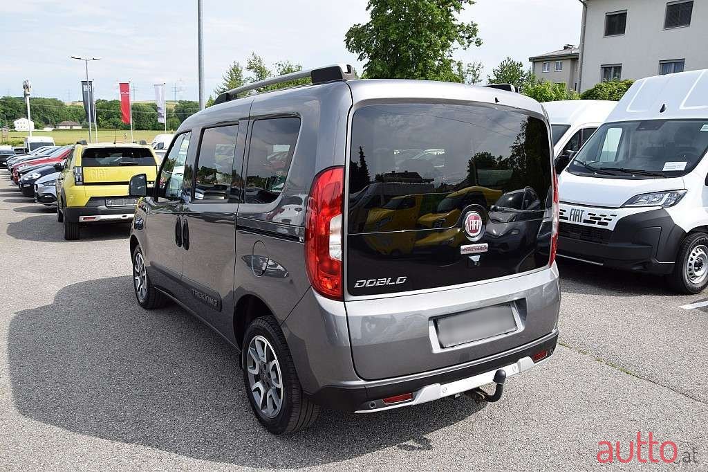 2022' Fiat Doblo photo #5