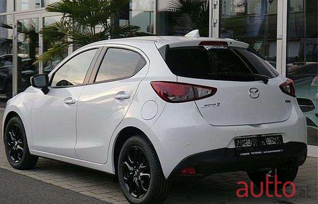 2019' Mazda Mazda2 photo #1
