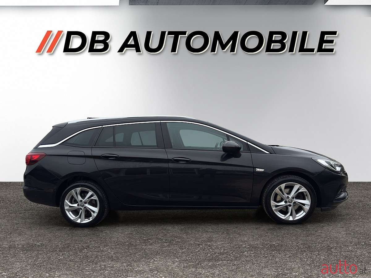 2016' Opel Astra photo #4