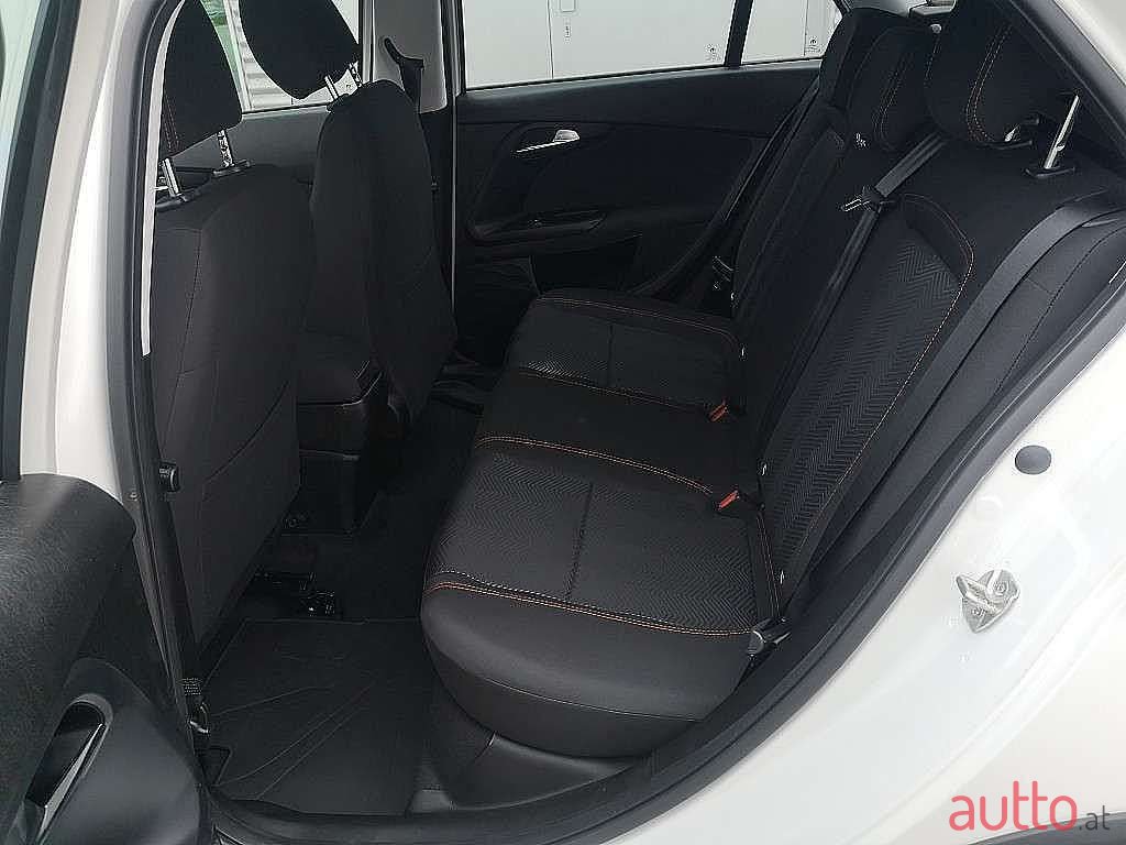 2023' Fiat Tipo photo #6