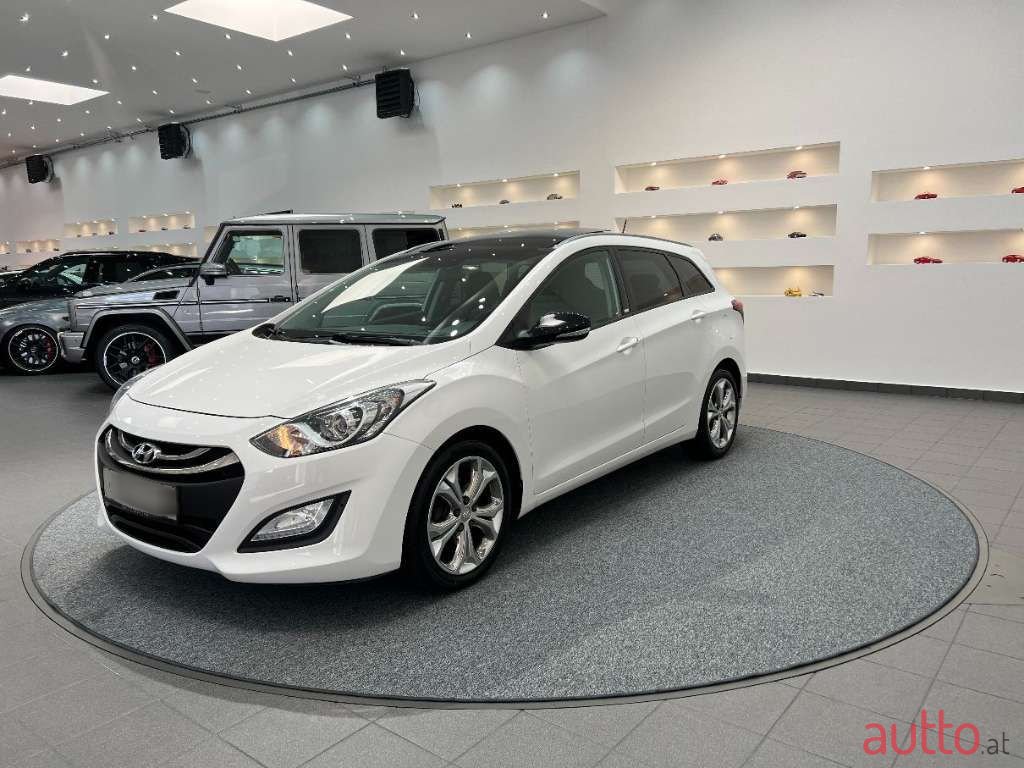 2014' Hyundai i30 photo #1