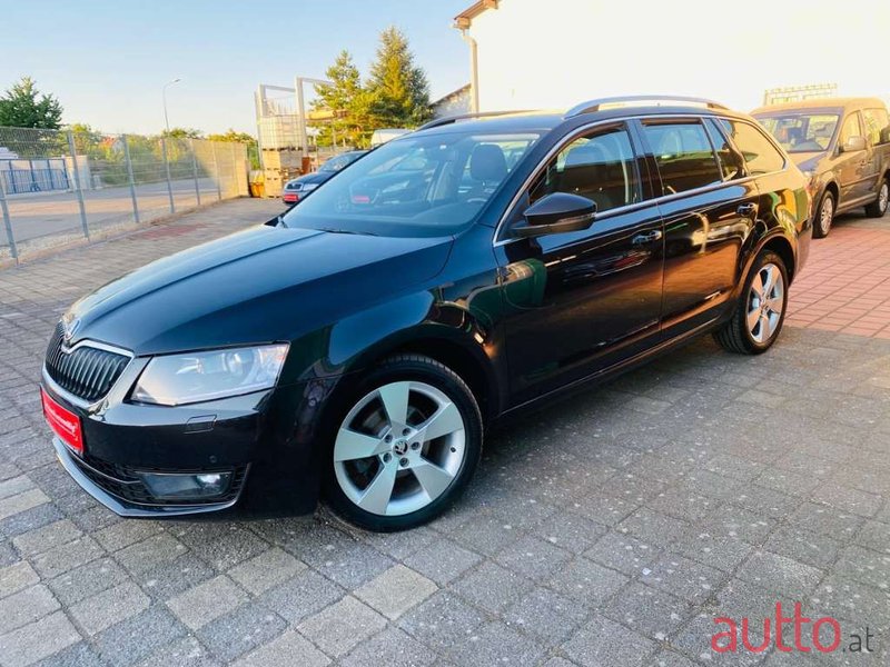 2016' Skoda Octavia photo #3