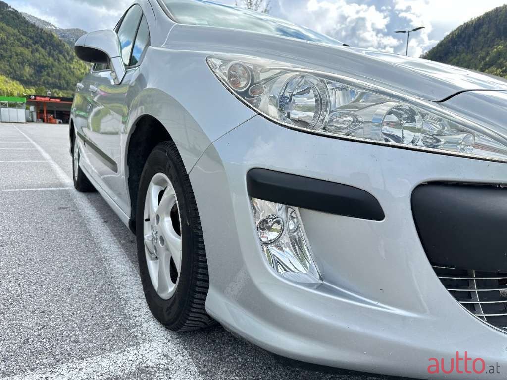 2009' Peugeot 308 photo #4