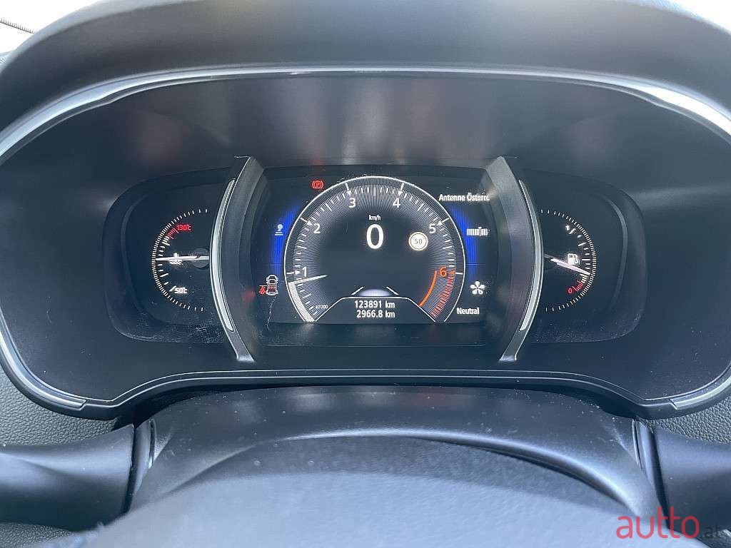 2018' Renault Megane photo #1