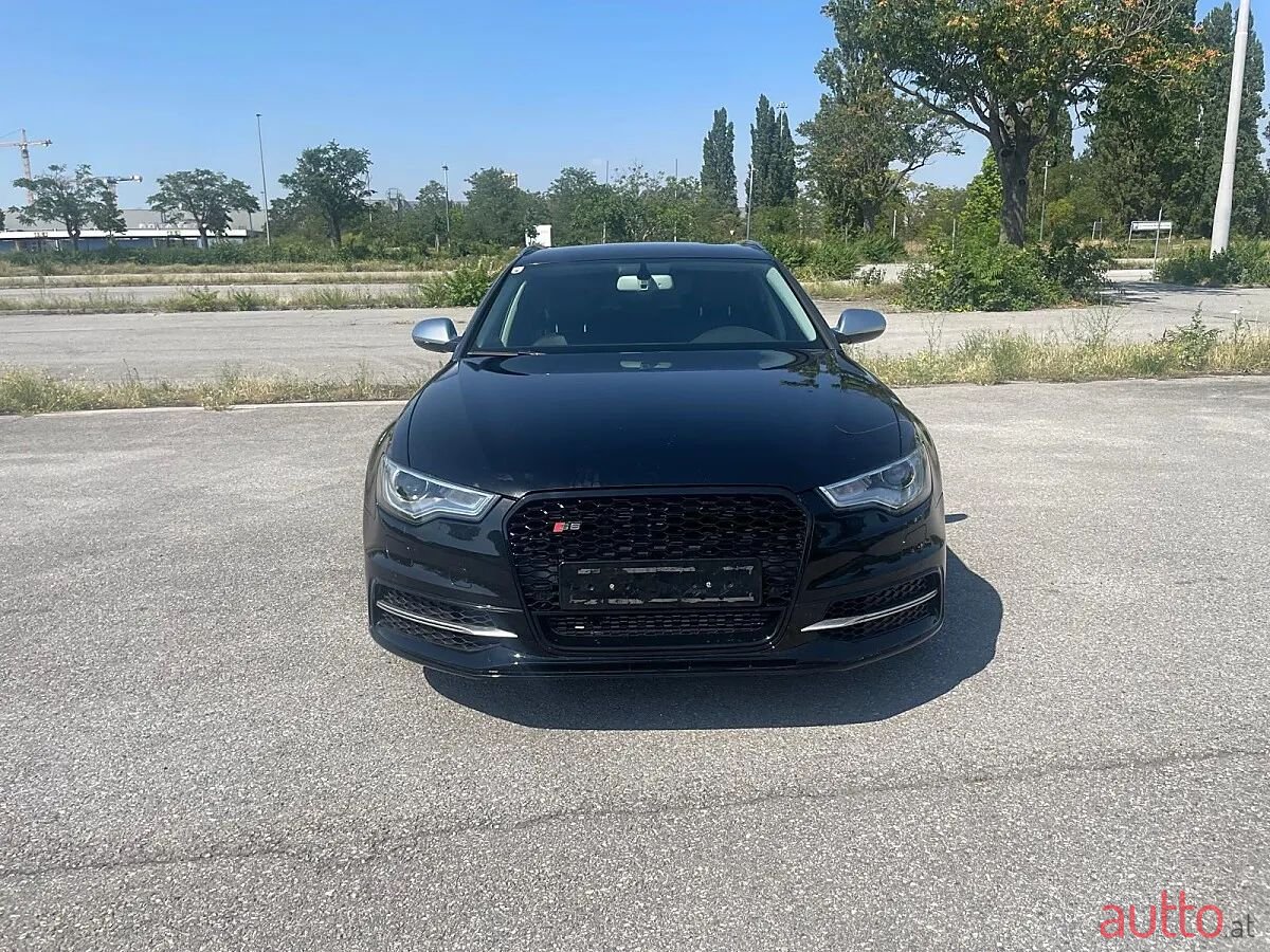 2013' Audi A6 photo #2