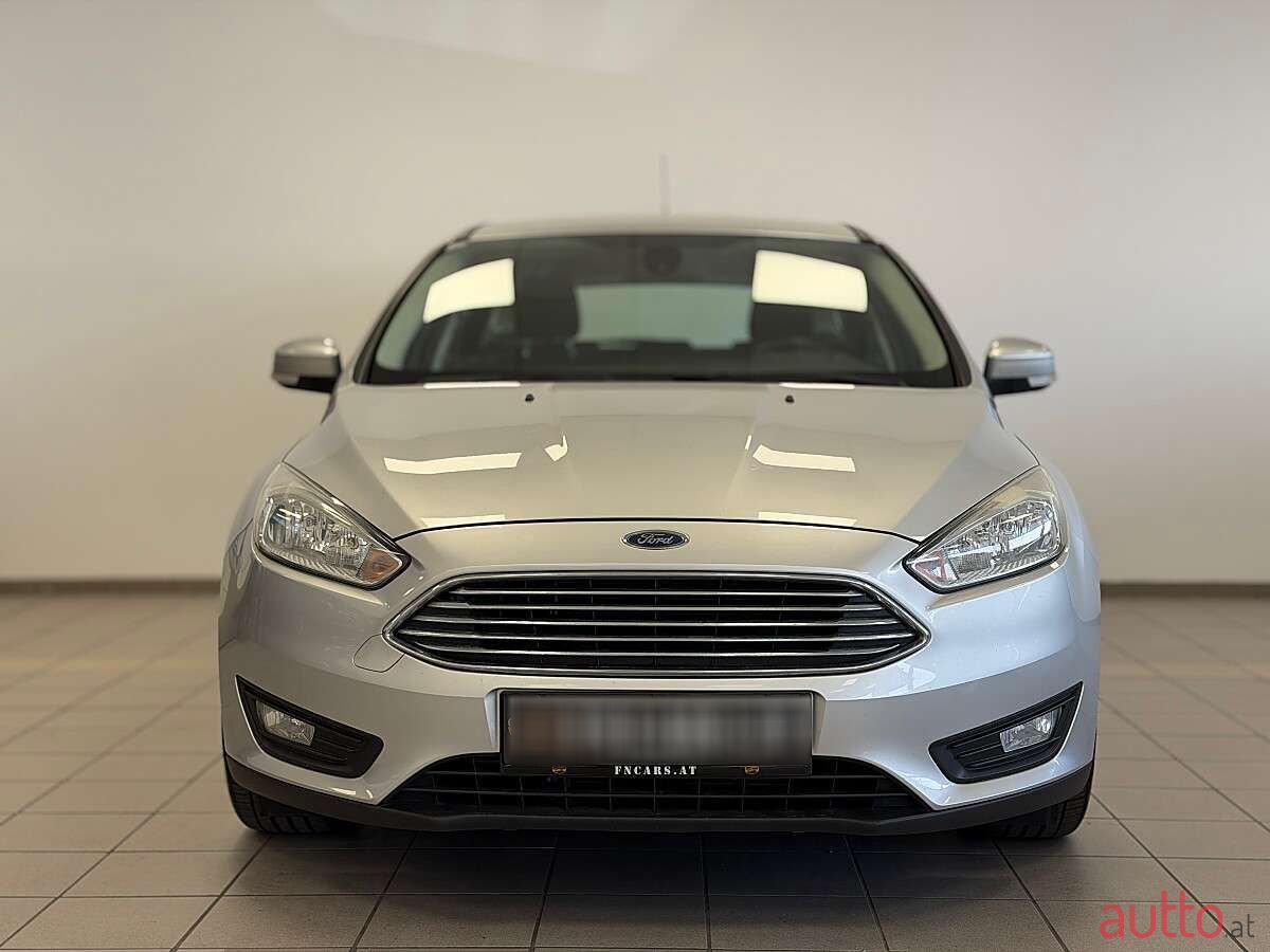 2015' Ford Focus photo #2