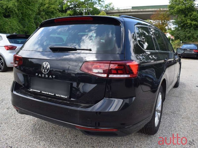 2020' Volkswagen Passat photo #5