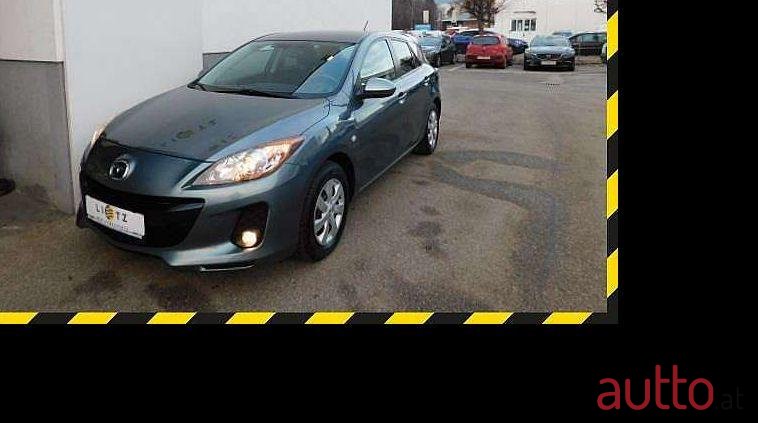 2013' Mazda Mazda3 photo #1