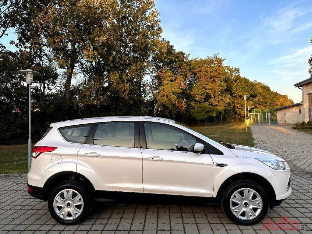 2014' Ford Kuga photo #5