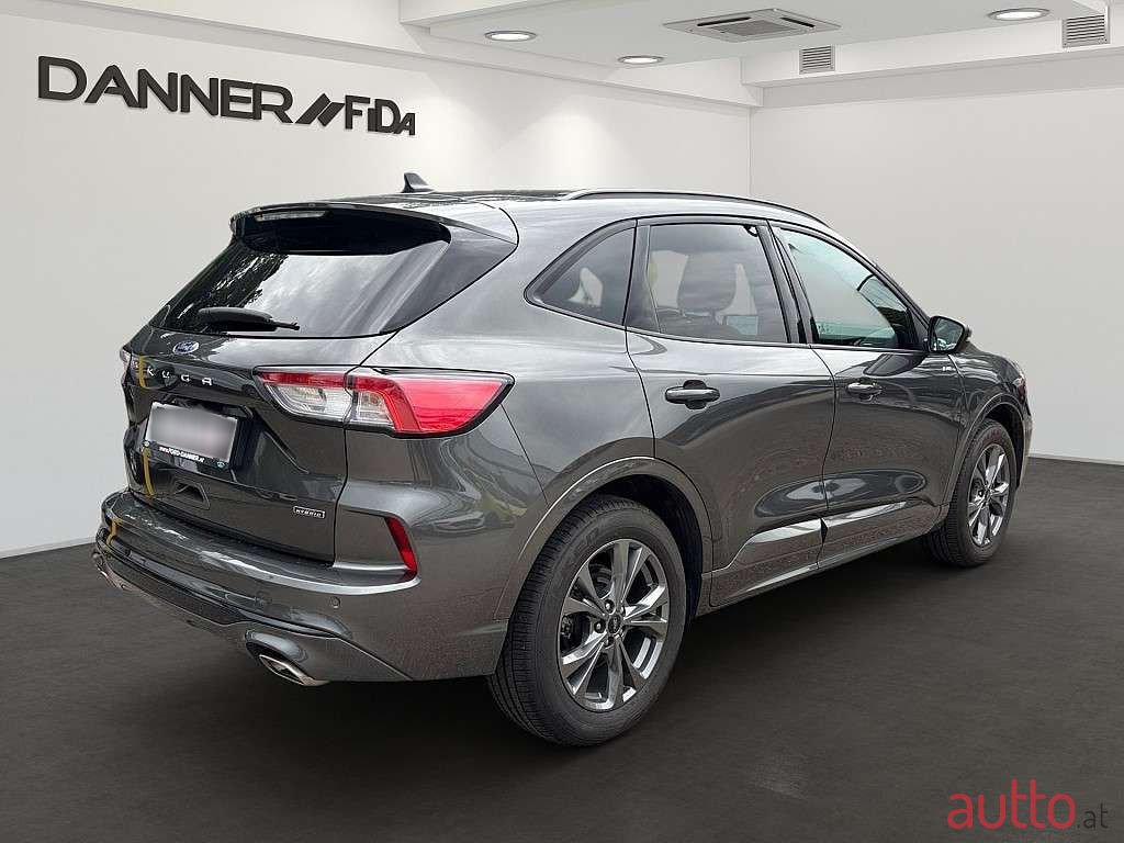 2022' Ford Kuga photo #4