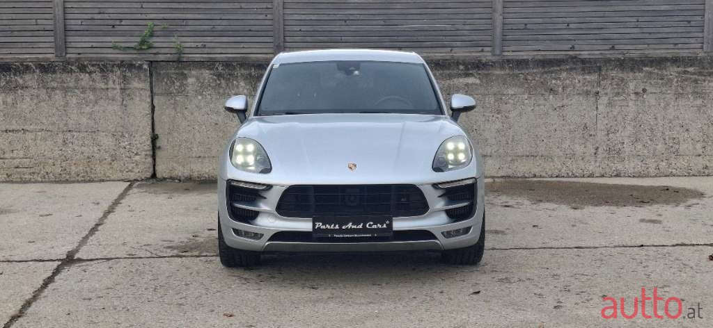 2016' Porsche Macan photo #1