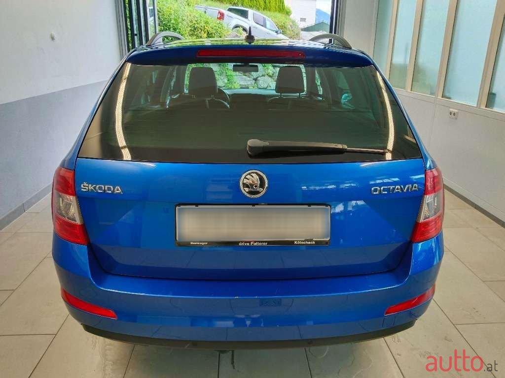 2016' Skoda Octavia photo #3