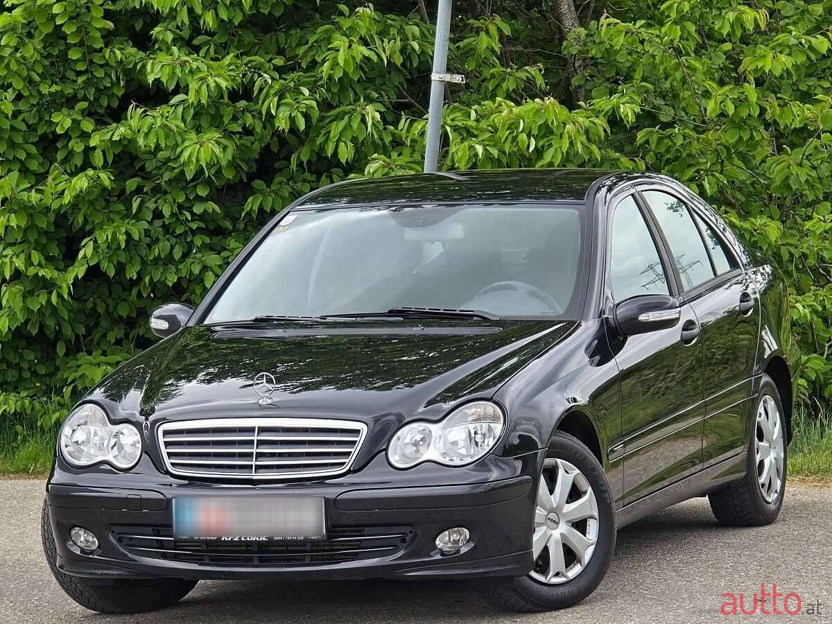 2005' Mercedes-Benz C-Klasse photo #1