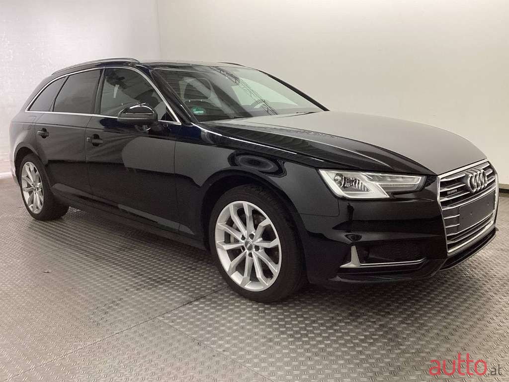 2019' Audi A4 photo #2