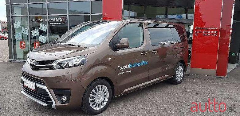 2019' Toyota Proace photo #1