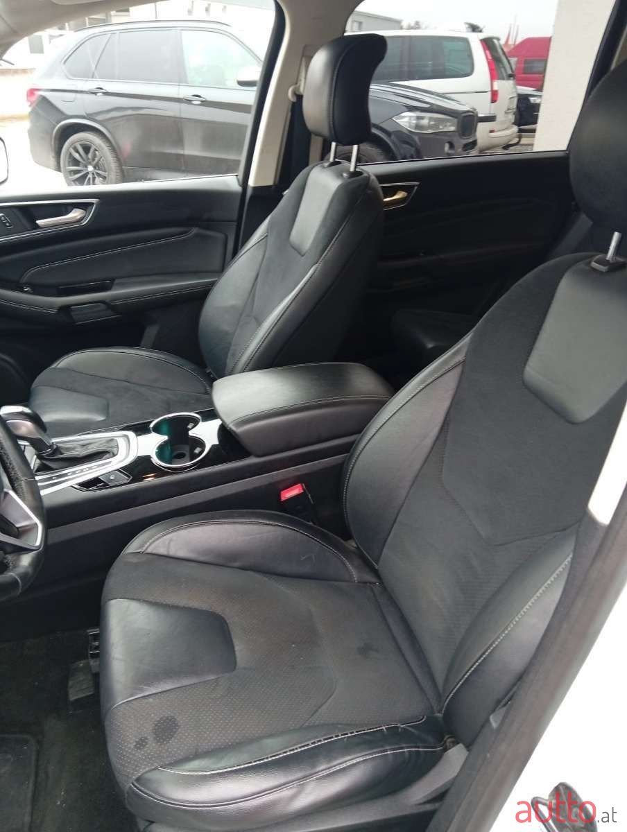 2016' Ford Galaxy photo #6