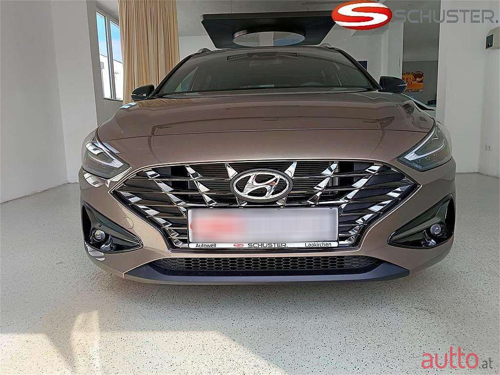 2023' Hyundai i30 photo #2