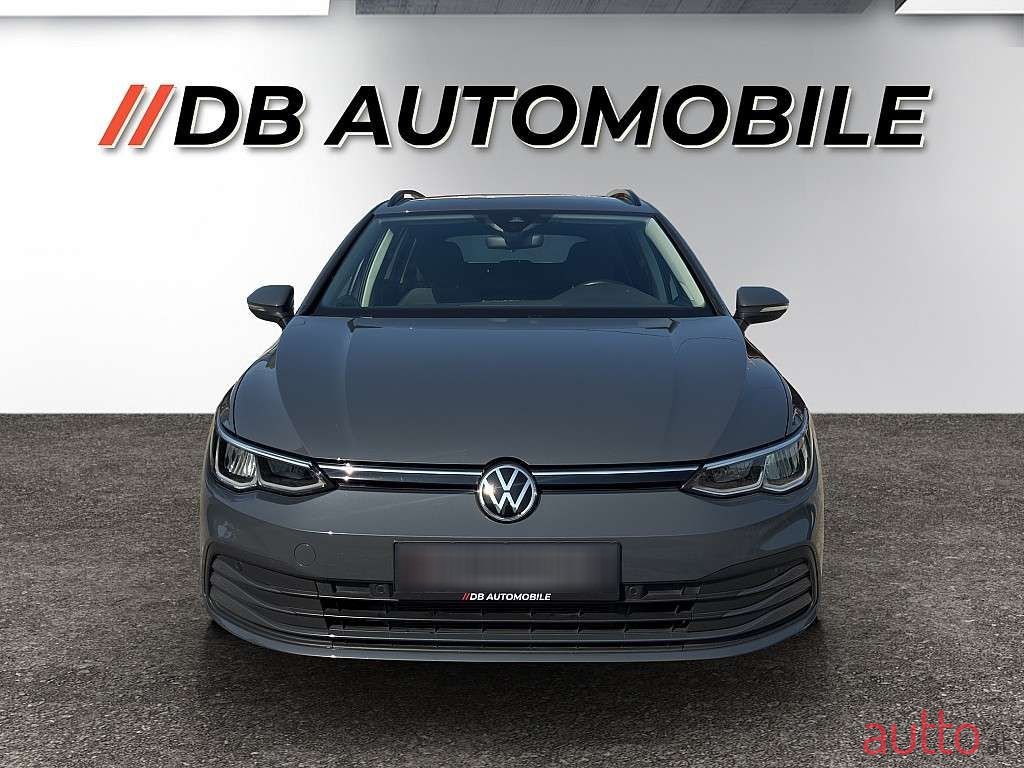 2020' Volkswagen Golf photo #2
