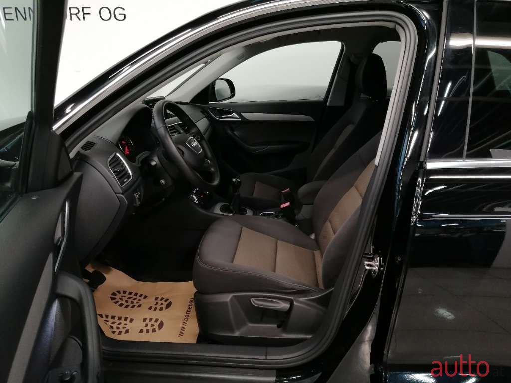 2012' Audi Q3 photo #4