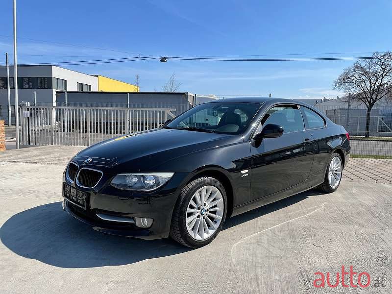 2010' BMW 3Er-Reihe photo #1