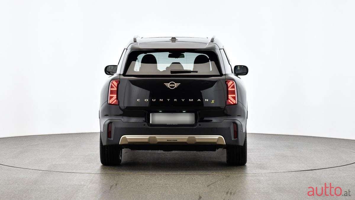 2024' MINI Countryman photo #6