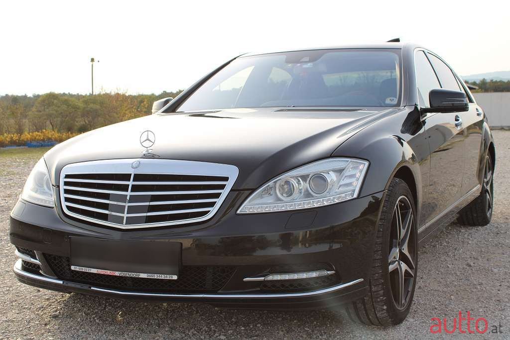 2010' Mercedes-Benz S-Klasse photo #3