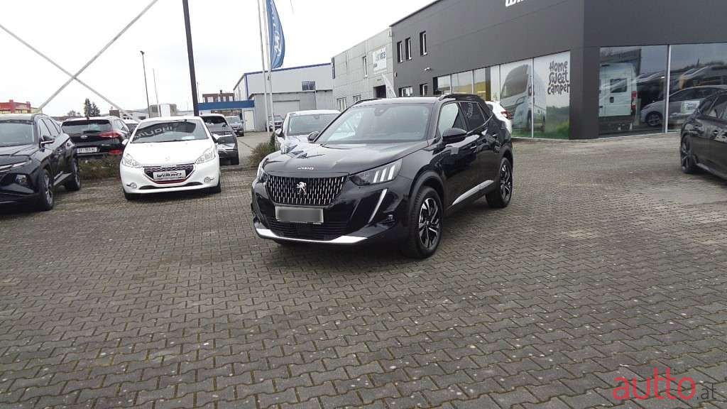 2022' Peugeot 2008 photo #1