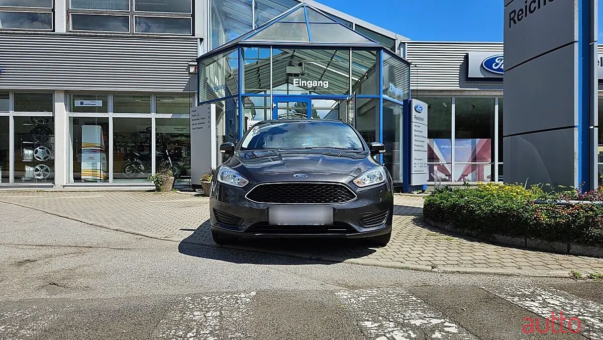 2018' Ford Focus photo #2