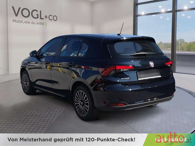 2023' Fiat Tipo photo #3