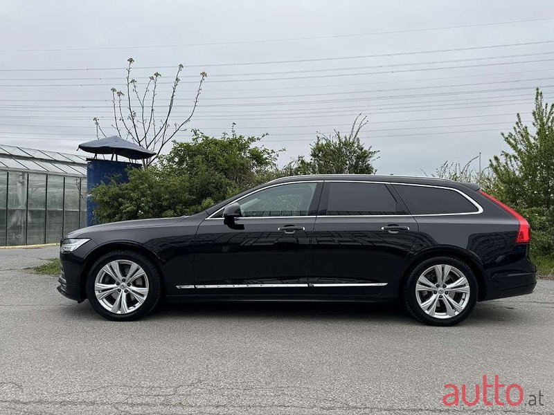 2020' Volvo V90 photo #5