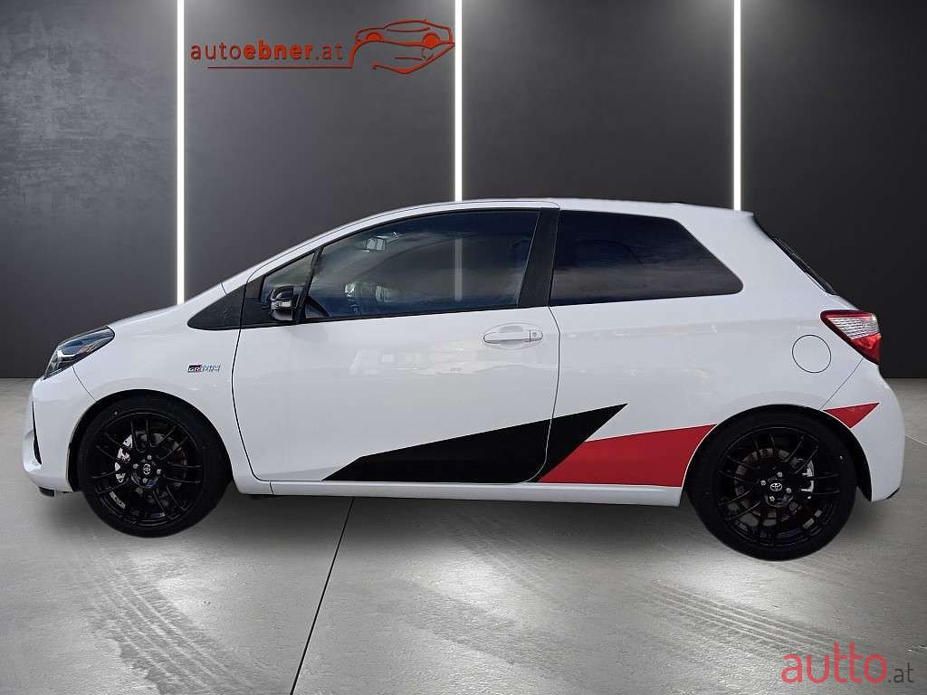 2018' Toyota Yaris photo #5
