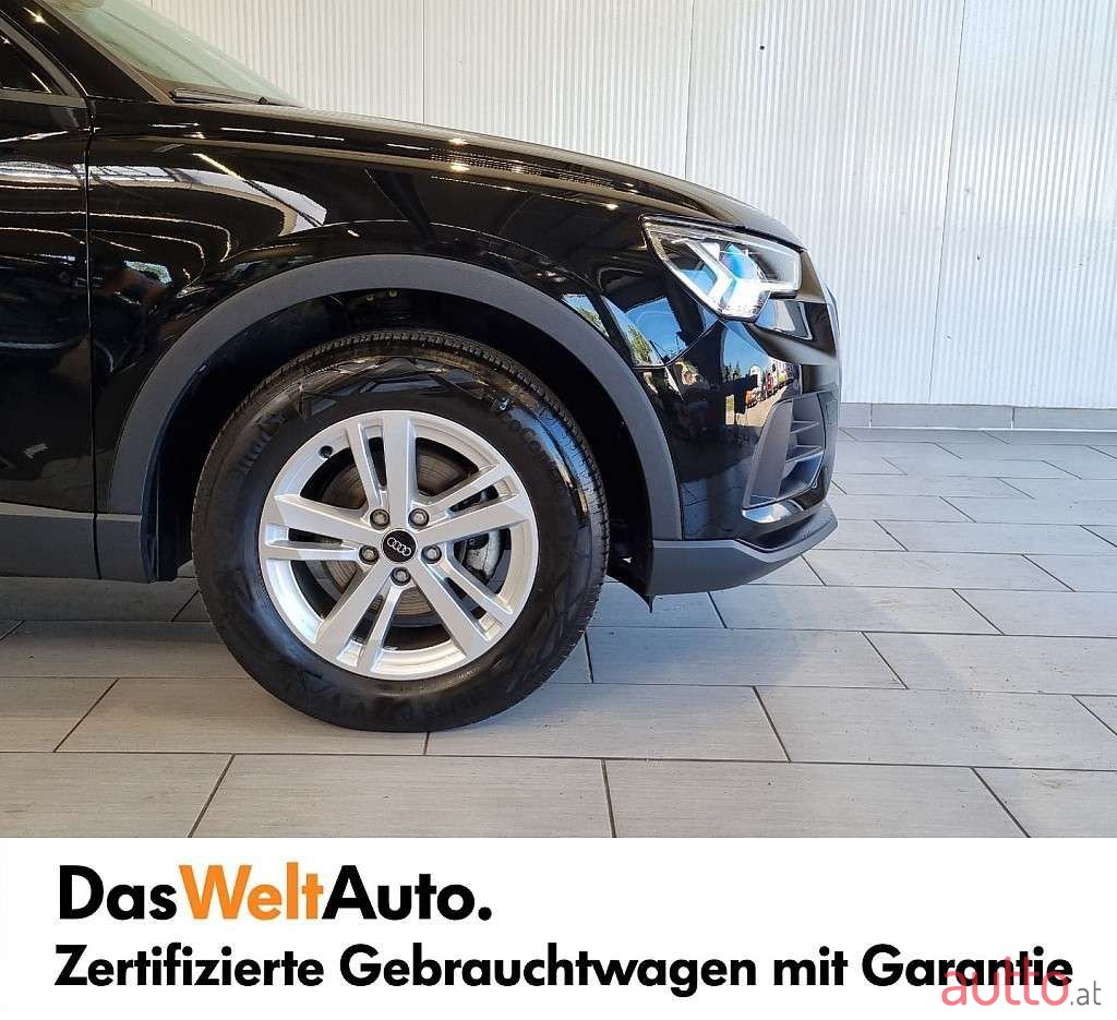 2023' Audi Q3 photo #6