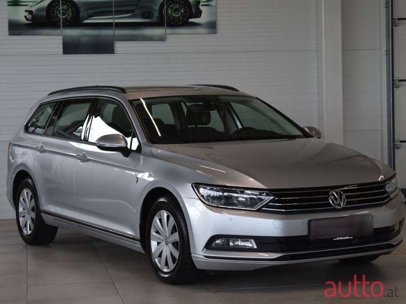 2018' Volkswagen Passat photo #1